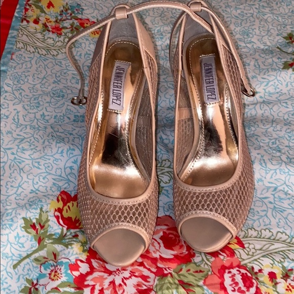 Heels - Picture 1 of 6